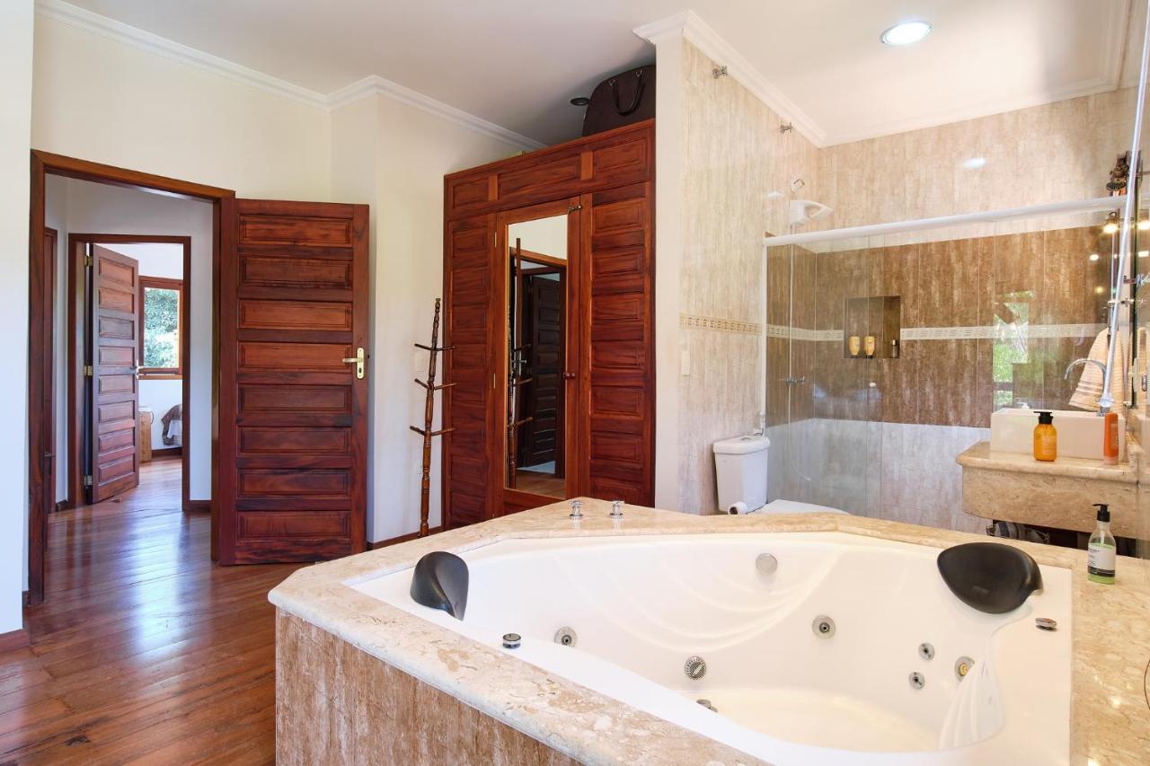 Vila Casa Petunia Com Ar E Piscina Perto Do Centro Araquari Exteriér fotografie